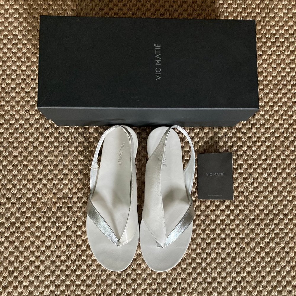 Unique and New Vic Matie Sandals White/Silver